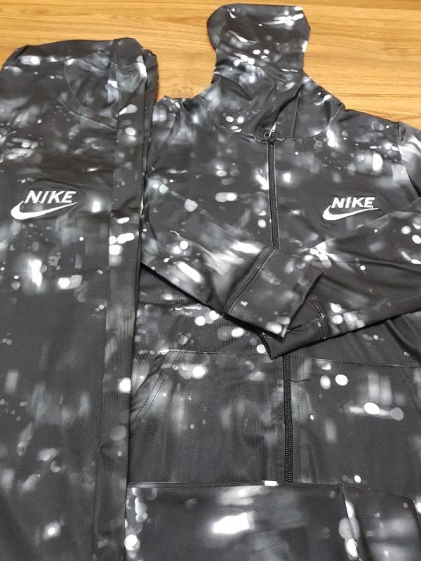 nike womens tracksuit set